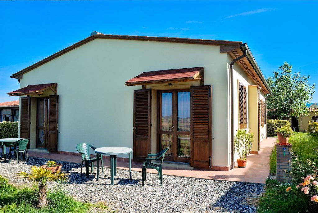 Agriturismo Il Canterino Guardistallo Eksteriør billede