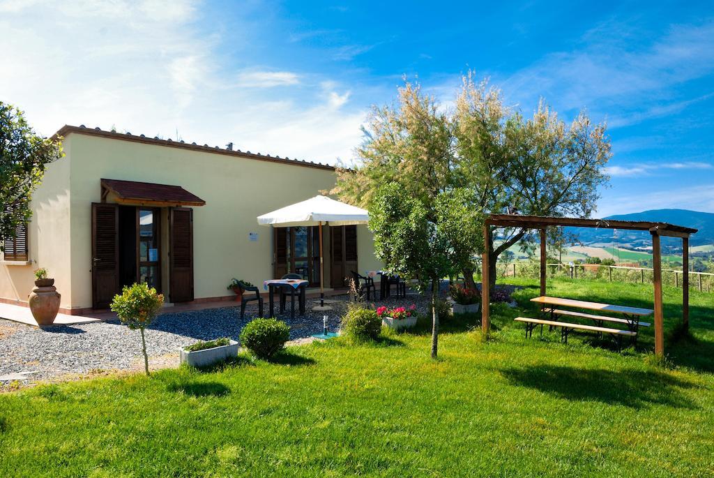 Agriturismo Il Canterino Guardistallo Eksteriør billede