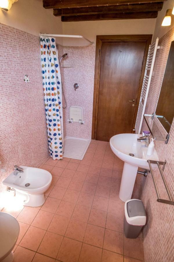 Agriturismo Il Canterino Guardistallo Eksteriør billede