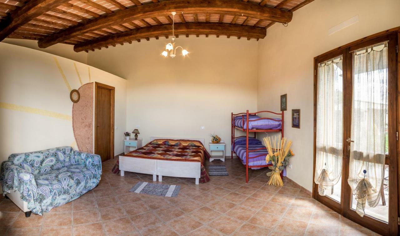 Agriturismo Il Canterino Guardistallo Eksteriør billede