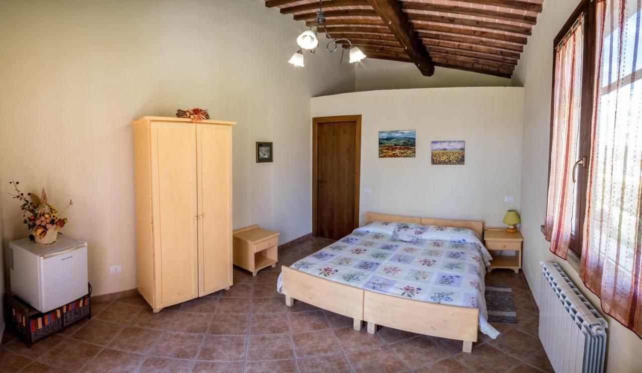 Agriturismo Il Canterino Guardistallo Eksteriør billede